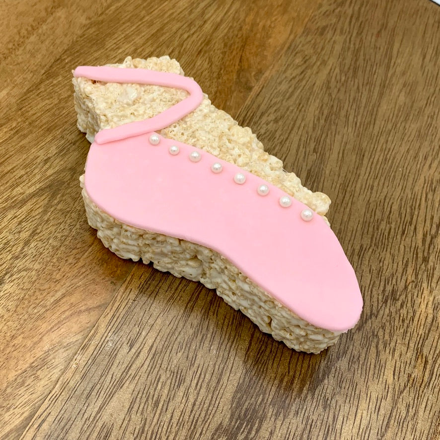 Ballet Tutu and Pointe Shoe Rice Crispie Treats