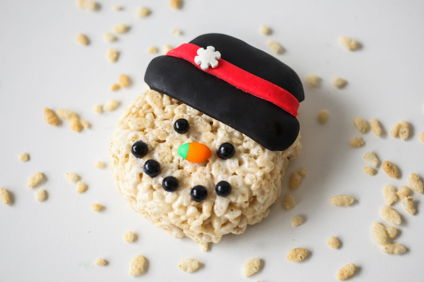 Snowman Face Rice Crispie Treats